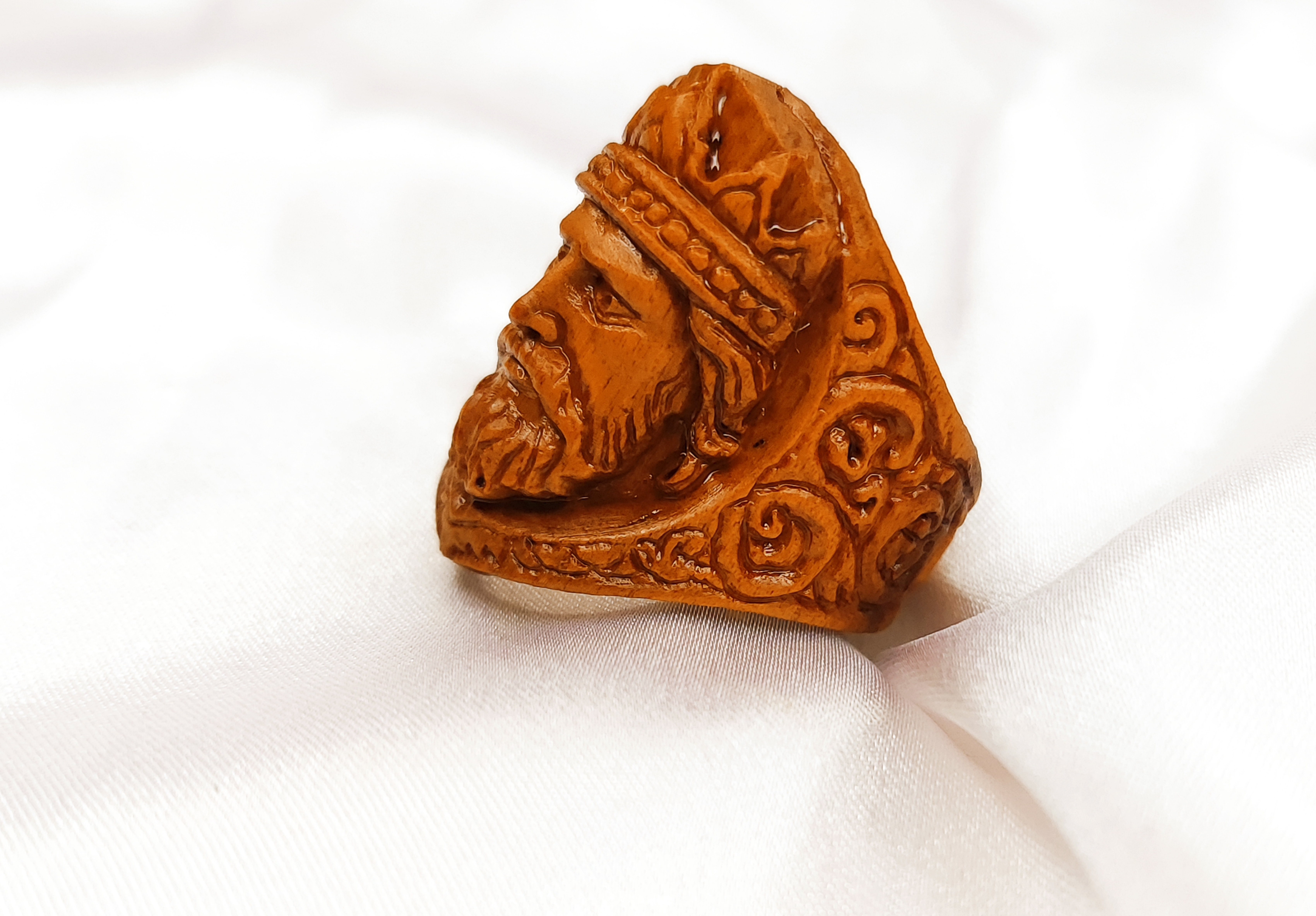 انگشتر چوبی کینگ